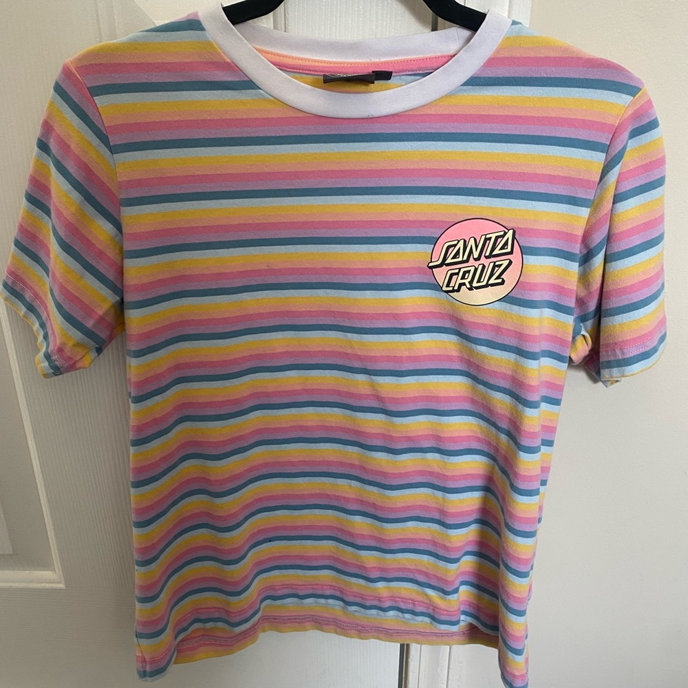 small santa cruz pastel rainbow gradient dot t shirt